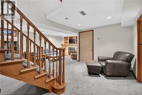 31 Princess Boulevard, Grimsby, ON 