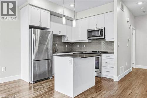 2061 PROSPECT Street Unit# 211 , Burlington, Ontario L7R 1Z2 5