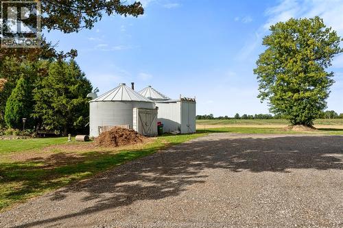 1642 Road 2 West, Kingsville, ON 