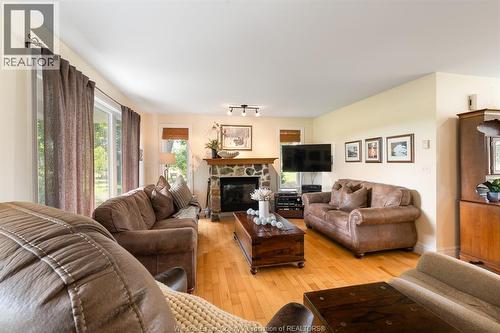 1642 Road 2 West, Kingsville, ON 