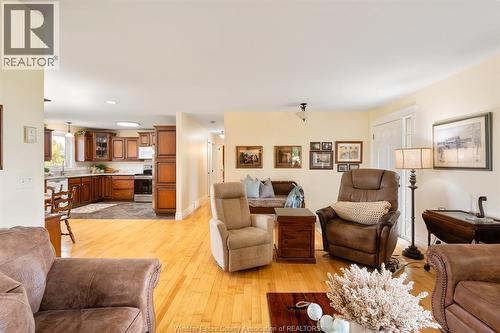 1642 Road 2 West, Kingsville, ON 