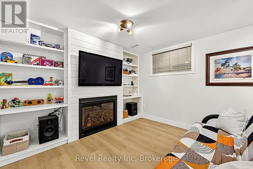 18 Rue Vanier Road, Tiny (Lafontaine), ON 