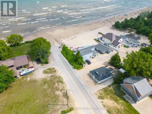 6371 Cottage Way Lane, Lambton Shores, ON 