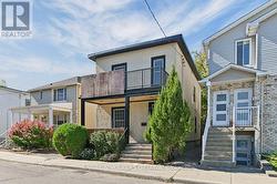 390 WINSTON AVENUE Ottawa, ON K2A 1Y5