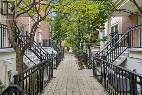659 - 3 Everson Drive, Toronto, ON 