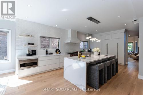 231 Hounslow Avenue, Toronto, ON 