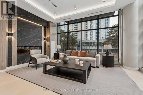 1701 - 1606 Charles Street, Whitby, ON 