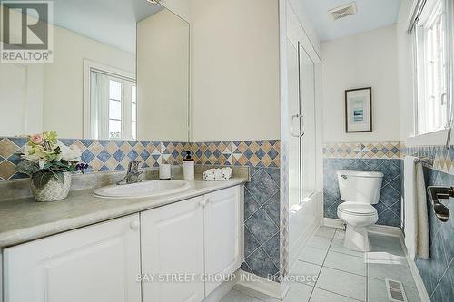 57 Gail Parks Crescent, Newmarket, ON 