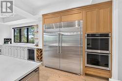 668 Florence Rd, Double door Fridge Double Oven - 