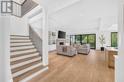 668 Florence Rd, Open councept - 