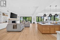 Massive quad sliding doors to covered terrace - 