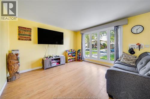 368 Carling Crescent, Windsor, ON 