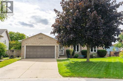4069 Pine Crescent, Petrolia, ON 