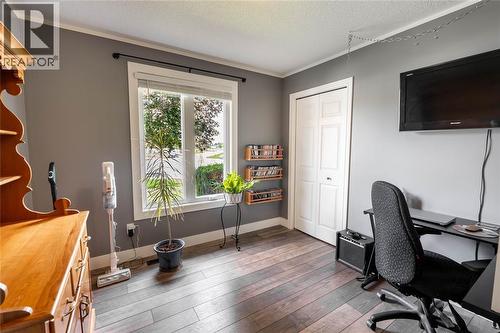 4069 Pine Crescent, Petrolia, ON 