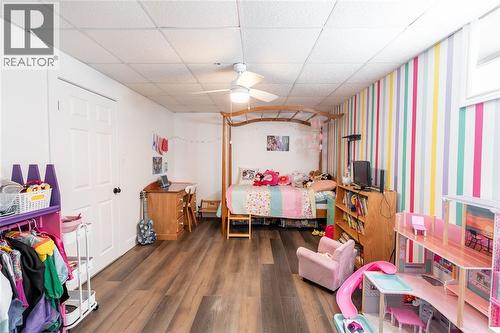 4069 Pine Crescent, Petrolia, ON 