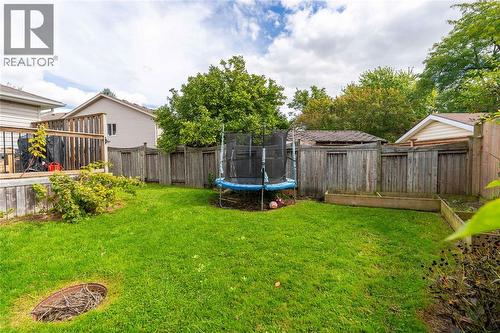 4069 Pine Crescent, Petrolia, ON 