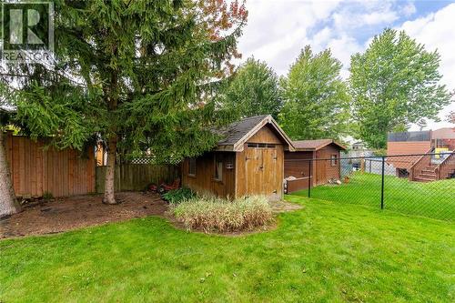 4069 Pine Crescent, Petrolia, ON 