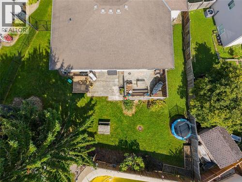 4069 Pine Crescent, Petrolia, ON 