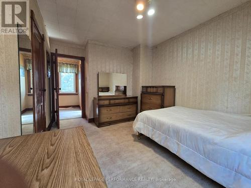 Bedroom Upstairs - 436 Fourth Street E, Cornwall, ON 