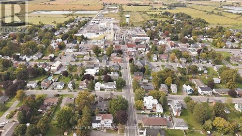 534 St Lawrence Street, North Dundas, ON 