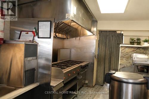 10123 Yonge Street, Richmond Hill, ON 