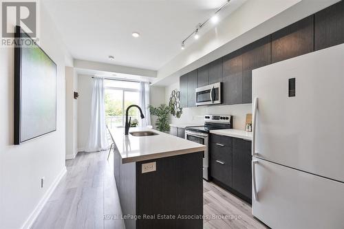 204 - 3058 Sixth Line, Oakville, ON 