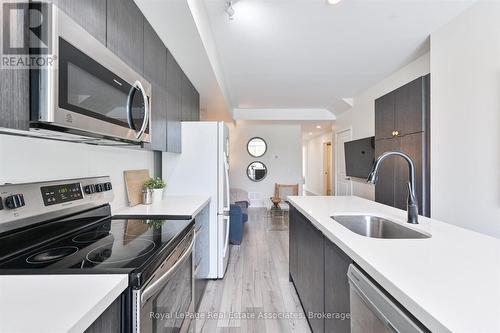 204 - 3058 Sixth Line, Oakville, ON 