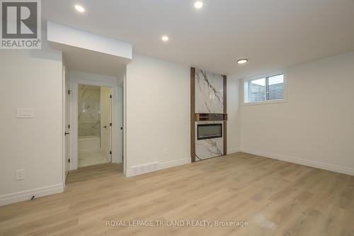 4211 Liberty Crossing, London South (South V), ON 