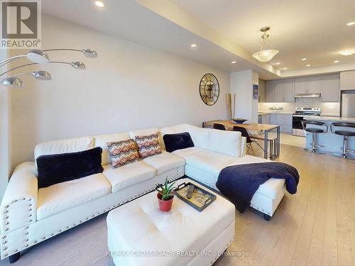 9 Oscar Steeper Lane, Markham, ON 