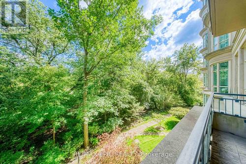 211 - 7071 Bayview Avenue, Markham, ON 