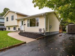 76 Appletree Lane  Kentville, NS B4N 3Y6
