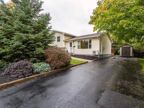 76 Appletree Lane, Kentville, NS 