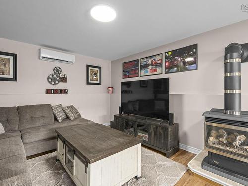 123 Lancaster Drive, Dartmouth, NS 