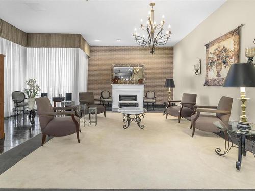 Ph101 5959 Spring Garden Road, Halifax, NS 