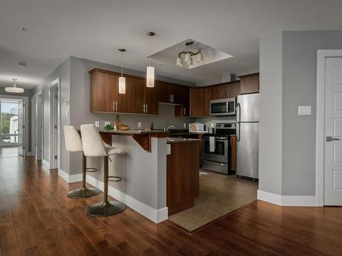 606 3471 Dutch Village Road, Halifax, NS 