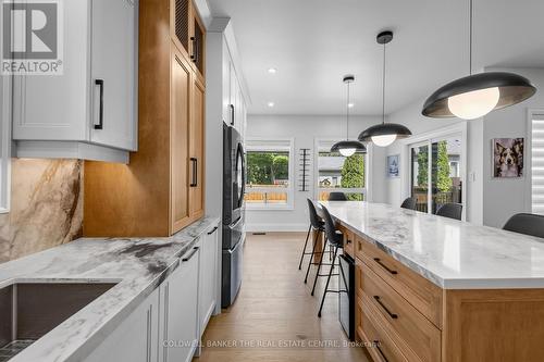 684 Lakelands Avenue, Innisfil, ON 