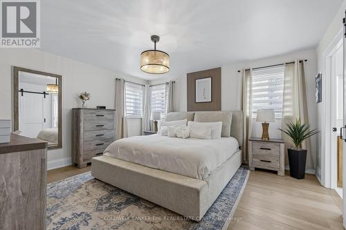 684 Lakelands Avenue, Innisfil, ON 