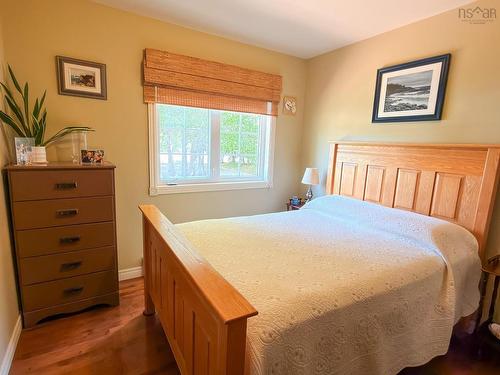 120 Dawson Heights, Pine Grove, NS 