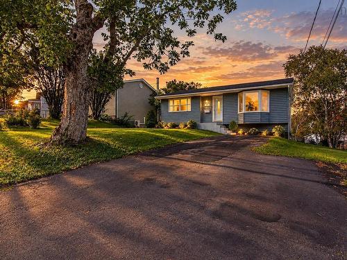 256 Mount Edward Road, Dartmouth, NS 