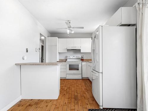 256 Mount Edward Road, Dartmouth, NS 