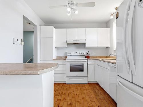 256 Mount Edward Road, Dartmouth, NS 