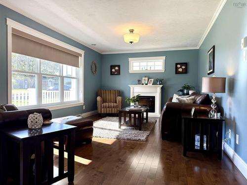 8 Fletcher Drive, Amherst, NS 