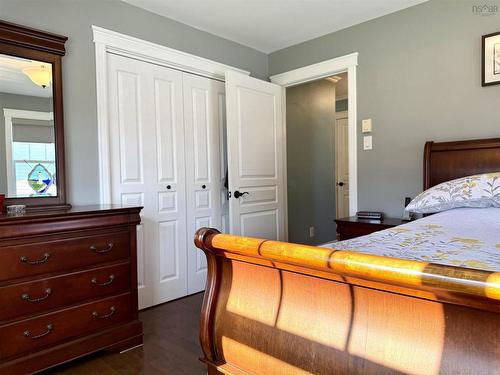 8 Fletcher Drive, Amherst, NS 