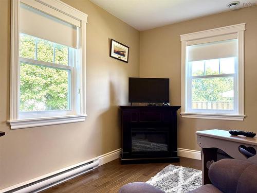 8 Fletcher Drive, Amherst, NS 