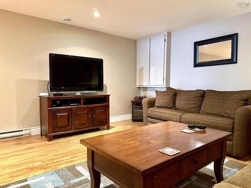 8 Fletcher Drive, Amherst, NS 