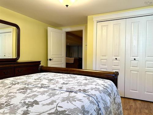 8 Fletcher Drive, Amherst, NS 