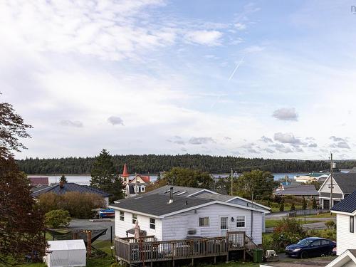 24 Mccormick'S Lane, Eastern Passage, NS 