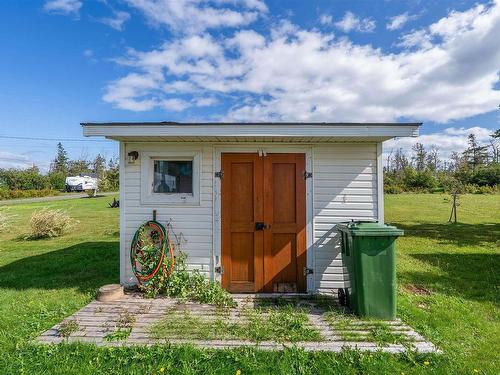 86 Red Cliff Drive, Seafoam, NS 