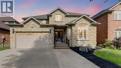 231 HAWKSWOOD Drive Kitchener, ON N2K 4J2