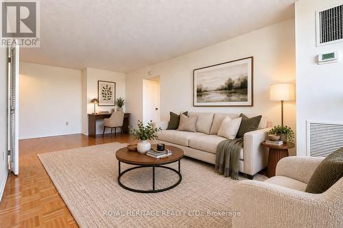 603 - 10 Edgecliff Golfway, Toronto, ON 